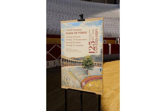 DESCUBRE LA PLAZA DE TOROS DE CEHEG�N COMO NUNCA ANTES
