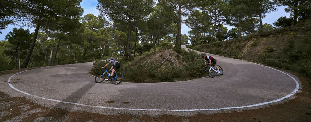 <strong>Mountain Passes</strong>