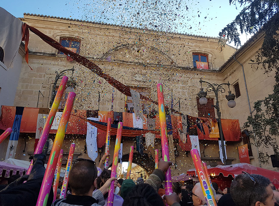 UN MARCH� MEDIEVAL