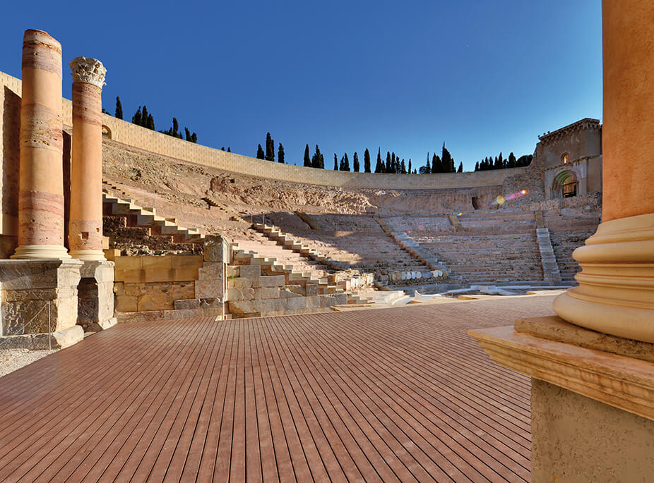 LE TH��TRE ROMAIN