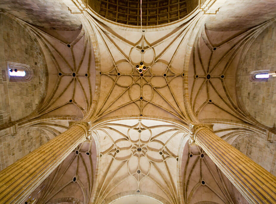 DIE S�ULEN DER ERDE