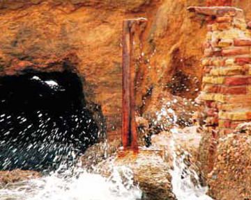 ANTIGUA ENTRADA DE ABASTECIMIENTO DE AGUA DE LAS SALINAS (PIM-PAM)