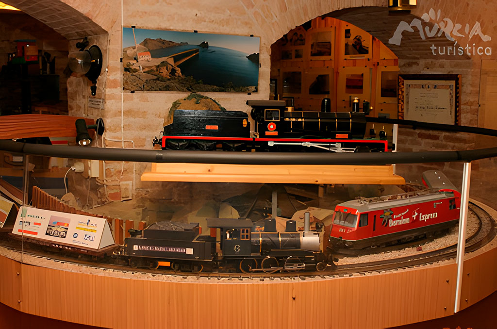 MUSEO DEL FERROCARRIL. CERRADO TEMPORALMENTE 