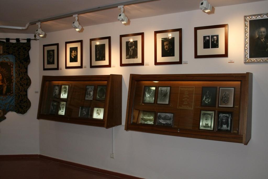 SALA MUSEO JOSE MATR�N. CITA PREVIA EN CASA DE LA CULTURA