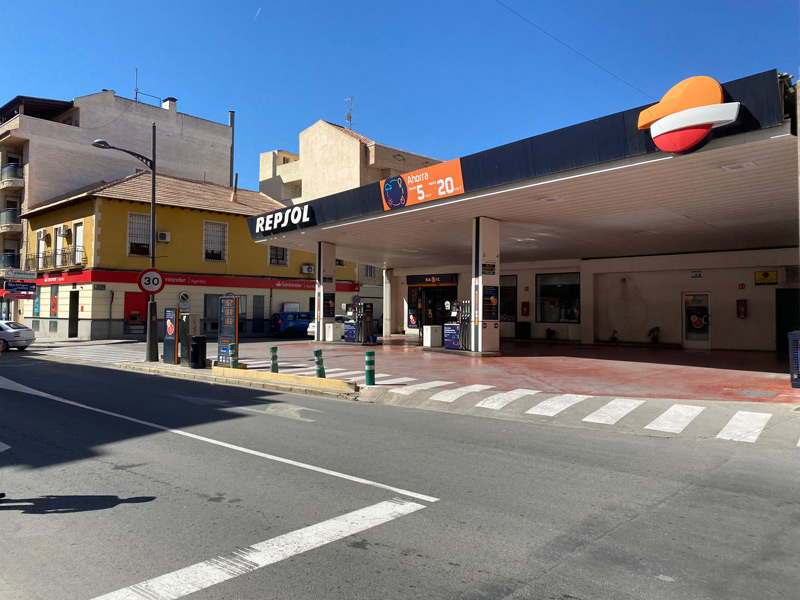 ESTACI�N DE SERVICIO ALARC�N