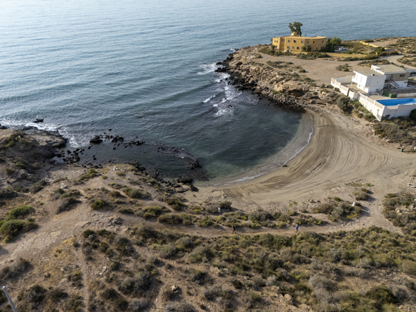 CALA MIJO (CUEVA DE LAS PALOMAS)