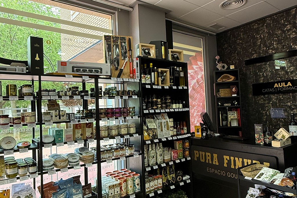 PURA FINURA
