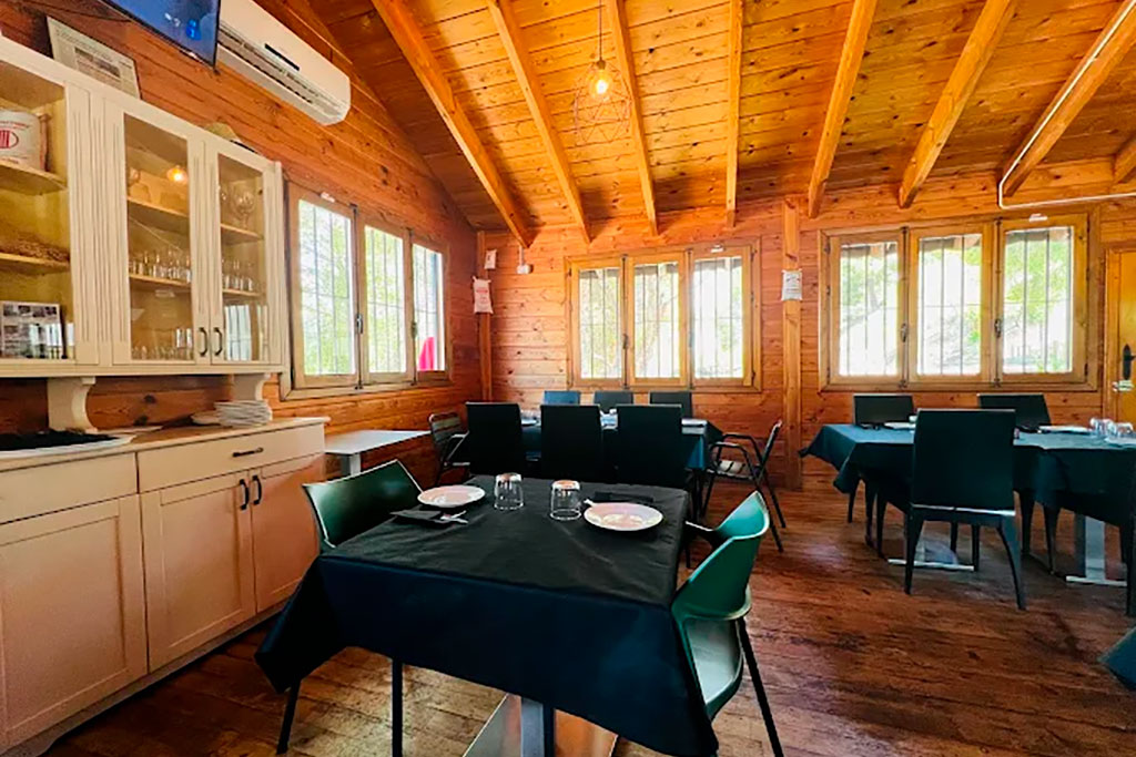 Arroceria y brasas titanium 